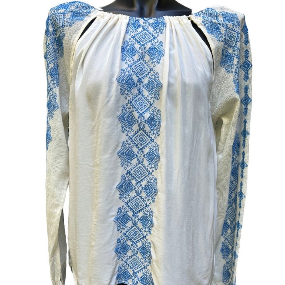 Chelsea Flower Blouse Small Off White/ Blue Embroidery Long Sleeve Lace Up Back